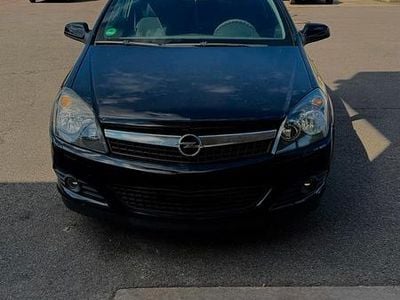 Opel Astra GTC