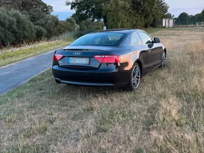 Gebraucht Audi A5 170 PS (125 kW) 2009 Schwarz Coupé