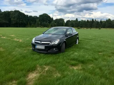Gebraucht Opel Astra GTC 105 PS (77 kW) 2006 Schwarz Coupé