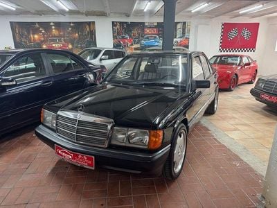 Usata Mercedes 190 109 CV (80 kW) 1991 Nero Berlina