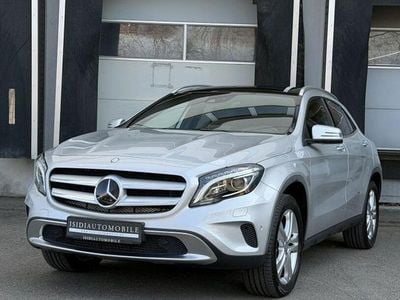 Gebraucht Mercedes GLA220 177 PS (130 kW) 2016 Silber SUV