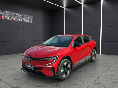 Gebraucht Renault Mégane Equilibre 96 kW (131 PS) 2022 Feuerrot (metallic) Limousine