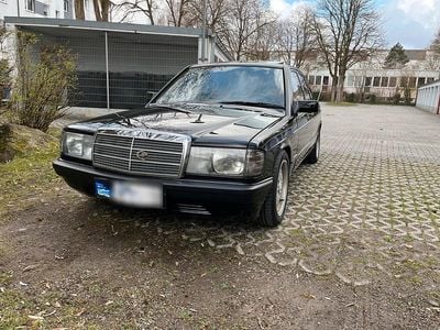 Gebraucht Mercedes 190 118 PS (86 kW) 1987 Schwarz Limousine