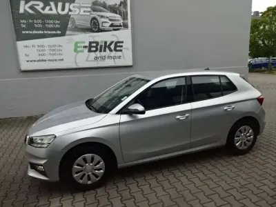Gebraucht Skoda Fabia Cool Edition 80 PS (58 kW) 2023 Brilliantsilber metallic Kleinwagen