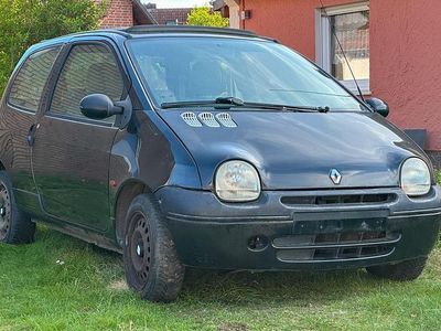 Second-hand Renault Twingo 58 CP (42 kW) 2002 Negru Hatchback