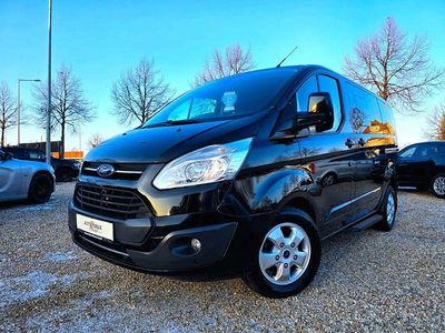 Schwarz Gebraucht 2016 Ford Tourneo Titanium Van / Kleinbus | 19.990 € (Fairer Preis)