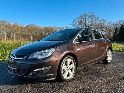 Braun Gebraucht 2014 Opel Astra Energy Limousine | 5.990 € (Guter Preis)
