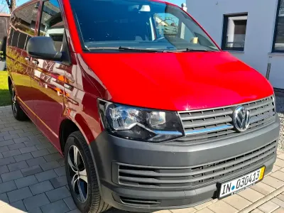 Gebraucht VW T6 84 PS (61 kW) 2018 Rot Van