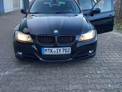 Gebraucht BMW 320 Performance 184 PS (135 kW) 2010 Schwarz Kombi