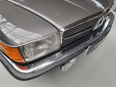 Gebraucht Mercedes SL280 185 PS (136 kW) 1981 172g grau Cabrio