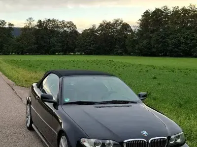 Gebraucht BMW 320 Cabriolet M Sport 170 PS (125 kW) 2005 Schwarz Cabrio