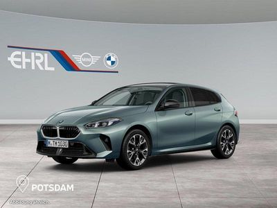 Nuova BMW 116 Performance 122 CV (89 kW) 2026 Verde Utilitaria