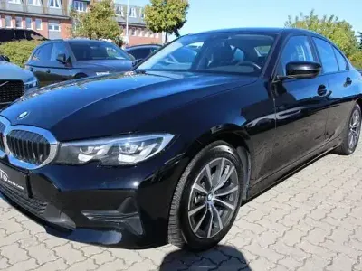 Gebraucht BMW 318 Sport Line 150 PS (110 kW) 2021 Schwarz Limousine