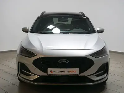 Gebraucht Ford Focus ST-Line X 155 PS (114 kW) 2024 Moondust silber Kombi