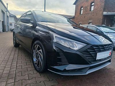 Schwarz Gebraucht 2024 Hyundai i20 Comfort Limousine | 18.800 € (Fairer Preis)