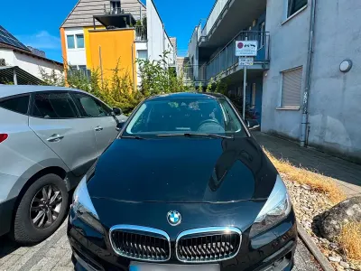 Gebraucht BMW 218 136 PS (100 kW) 2017 Schwarz Kombi