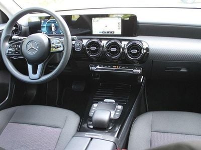 Mercedes A200