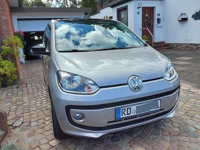 Silber Gebraucht 2014 VW up! Cup Kleinwagen | 6.250 € (Guter Preis)