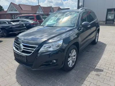 Gebraucht VW Tiguan Sportline 140 PS (102 kW) 2009 Schwarz SUV
