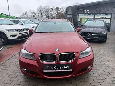 Gebraucht BMW 320 Sport Line 184 PS (135 kW) 2010 Rot Kombi