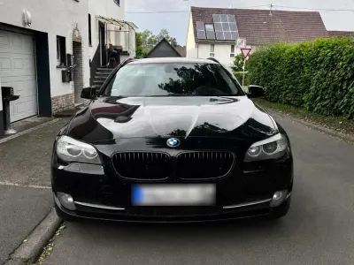 Gebraucht BMW 530 270 PS (198 kW) 2011 Schwarz Kombi
