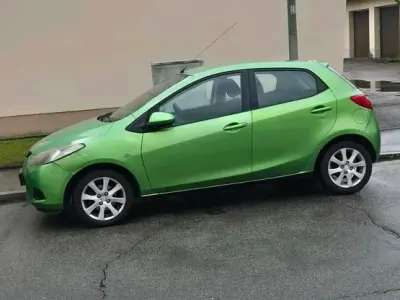 Gebraucht Mazda 2 85 PS (62 kW) 2009 Kleinwagen