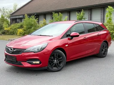 Gebraucht Opel Astra Business 145 PS (106 kW) 2021 Rot Kombi