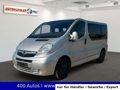 Usata Opel Vivaro Cosmo 145 CV (106 kW) 2008 Argento Monovolume