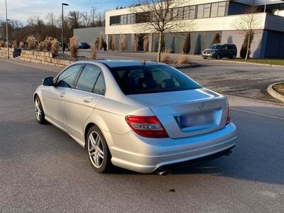 Mercedes C280