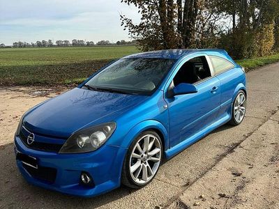 Blau Gebraucht 2005 Opel Astra OPC Coupé | 3.999 €