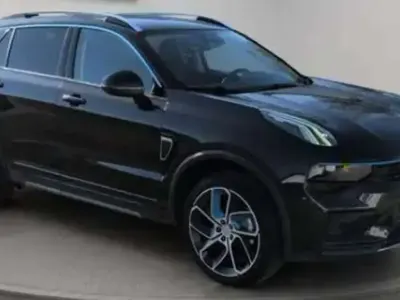Gebraucht Lynk & Co 01