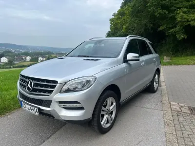 Gebraucht Mercedes ML250 204 PS (150 kW) 2013 Silber SUV