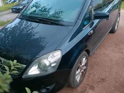 Gebraucht Opel Zafira 140 PS (102 kW) 2009 Schwarz Van / Kleinbus