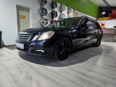 Gebraucht Mercedes E350 292 PS (214 kW) 2009 Blau Kombi