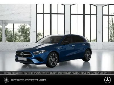 Ny Mercedes A200 Night 163 HK (119 kW) 2025 Blå Sedan