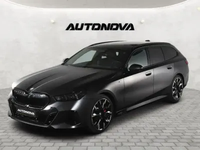 Używany BMW 540 M Sport 303 KM (222 kW) 2025 Szary Kombi