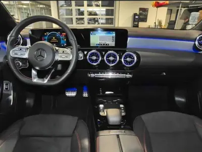 Gebraucht Mercedes CLA180 AMG line 136 PS (100 kW) 2022 Schwarz Coupé