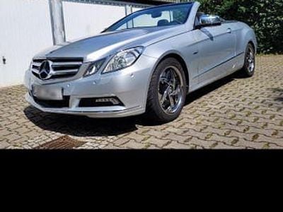 Silber Gebraucht 2010 Mercedes E250 Avantgarde Cabrio | 16.200 € (Fairer Preis)