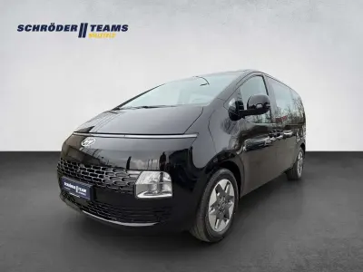 Neu Hyundai Staria Trend 224 PS (164 kW) 2026 Abyss black Van / Kleinbus