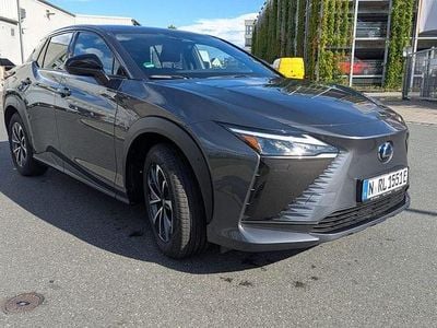 Gebraucht Lexus RZ 300e Executive Line 150 kW (204 PS) 2024 Grau SUV