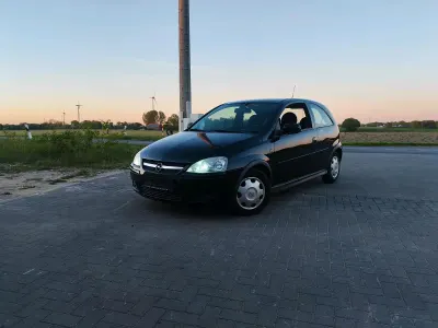Usata Opel Corsa 80 CV (58 kW) 2006 Nero Utilitaria