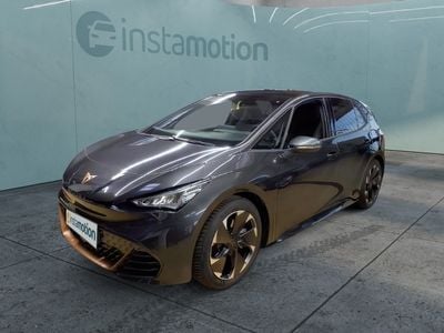 Grau Gebraucht 2024 Cupra Born Kleinwagen | 34.403 € (Fairer Preis)