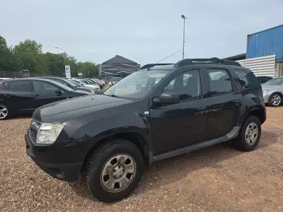 Gebraucht Dacia Duster Lauréate 107 PS (78 kW) 2011 Schwarz SUV