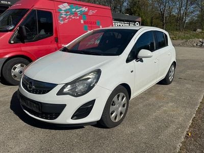 Usata Opel Corsa 70 CV (51 kW) 2013 Bianco Utilitaria