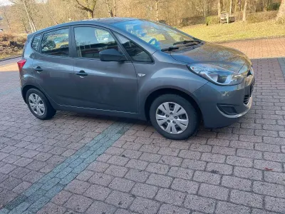 Gebraucht Hyundai ix20 90 PS (66 kW) 2011 Kleinwagen