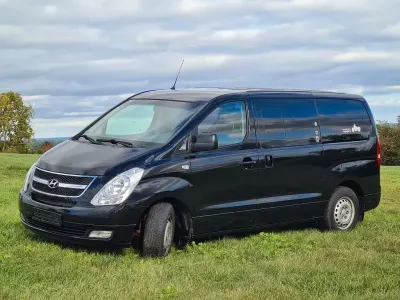 Gebraucht Hyundai H-1 170 PS (125 kW) 2012 Schwarz Van / Kleinbus