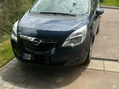 Gebraucht Opel Meriva Edition 140 PS (102 kW) 2011 Blau Van / Kleinbus