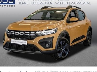 Beige Gebraucht 2025 Dacia Sandero Expression Kleinwagen | 18.666 € (Guter Preis)