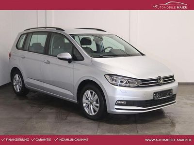 Gebraucht VW Touran Comfortline 150 PS (110 kW) 2022 Silber Van / Kleinbus
