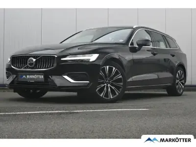 Gebraucht Volvo V60 Plus 197 PS (144 kW) 2022 Schwarz Kombi